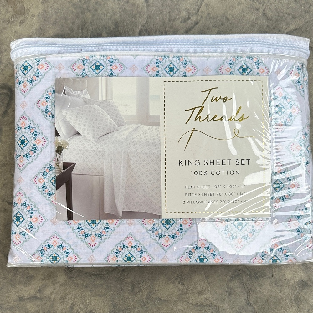King Sheet Set - White and Blue
